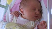 Nela Doležalová se rodičům Veronice a Martinovi z Cítova narodila v mělnické porodnici 5. března 2013, vážila 3,24 kg a měřila 48 cm. Na sestřičku se těší 3,5letý Dominik.