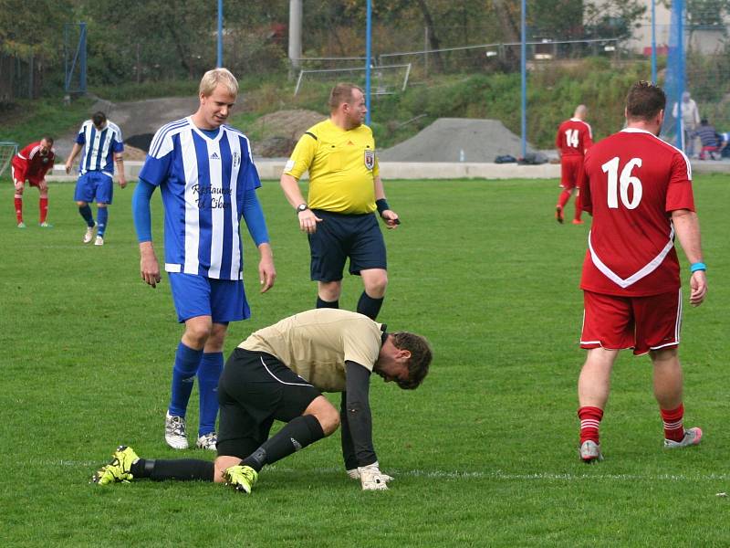 Kly na domácí půdě porazily Sázavu 3:1.