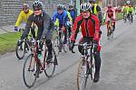 Na první letošní projížďku v okolí města Kralupy nad Vltavou a zčásti po silnicích mělnického regionu vyjela i letos hodinu po novoročním poledni skupina tamních amatérských cyklistů.