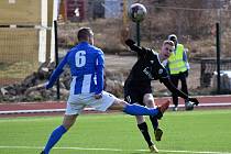 Fotbalisté Libiše v 16. kole divize B zvítězili po penaltách v Mostě.