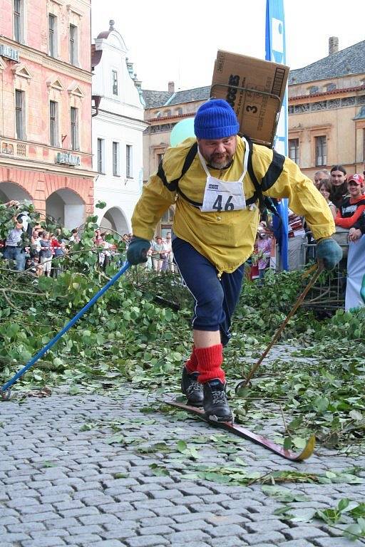 Šestnáctý ročník Mělnické jizerské padesátky přilákat stovku běžkařů