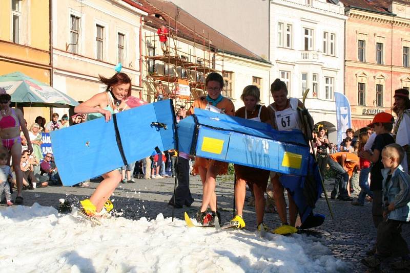 Šestnáctý ročník Mělnické jizerské padesátky přilákat stovku běžkařů