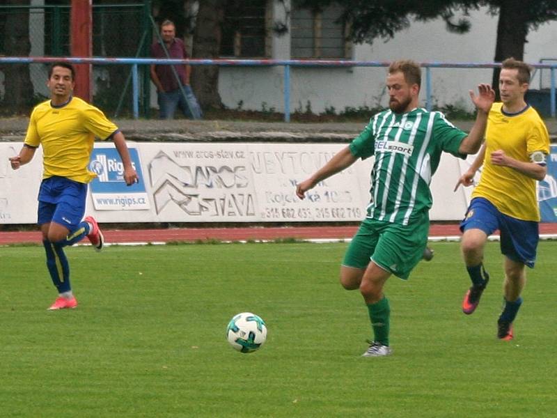 Fotbalisté Neratovic slaví druhou výhru v sezoně, přehráli Meteor Praha.