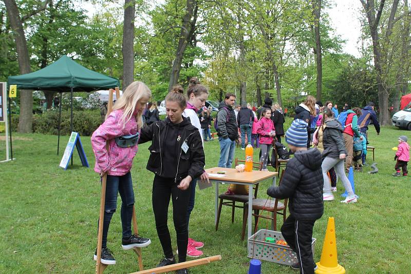 V parku na Polabí u Domova dětí a mládeže proběhla akce Sportujeme pro ILCO.