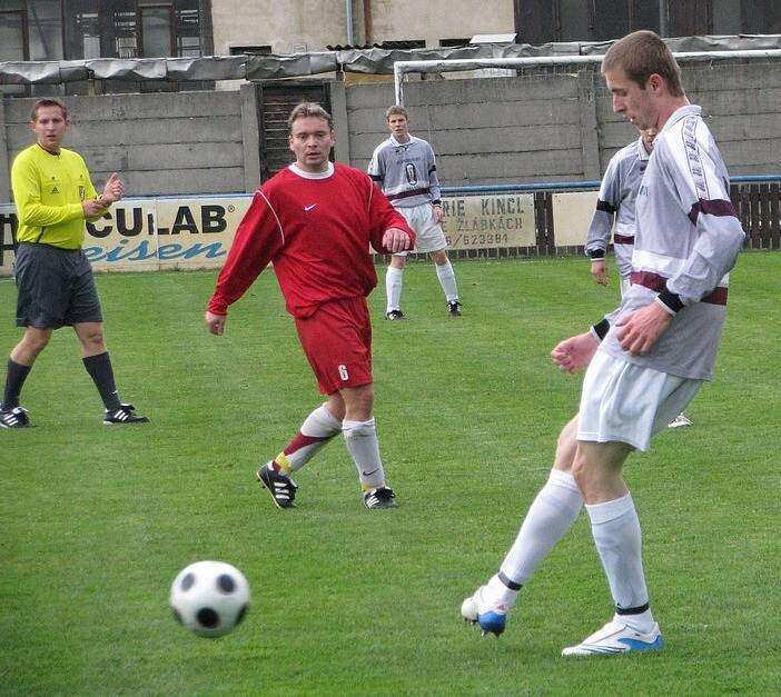 V utkání 9. kola A třídy Pšovka - Kněževes branka nepadla