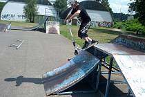 Skatepark na sídlišti Cukrovar v Kralupech nad Vltavou prochází v současné době kompletní rekonstrukcí.