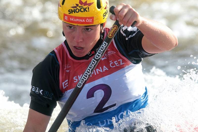 Tereza Fišerová přivezla z mistrovství Evropy ve vodním slalomu v Ivree druhé místo.