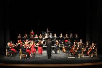 Symfonický orchestr Dalibora Havlíčka se po roce vrací do Neratovic se svým novým koncertem.
