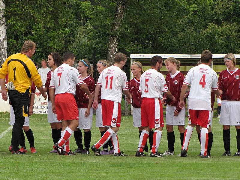 Ve Velkém Borku hrály fotbalistky Sparty