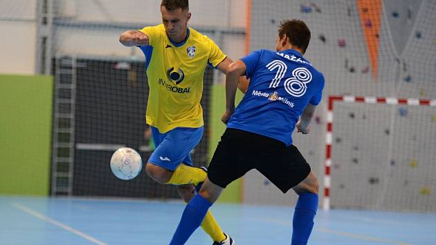 Ve druhém koe VARTA futsal ligy se Olympiku Mělník povedla doma senzace. Výsledkem 4:2 zdolal favorizovaný Interobal Plzeň.