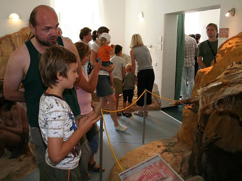 Otevření muzea Eduarda Štorcha a pravěku v Lobči
