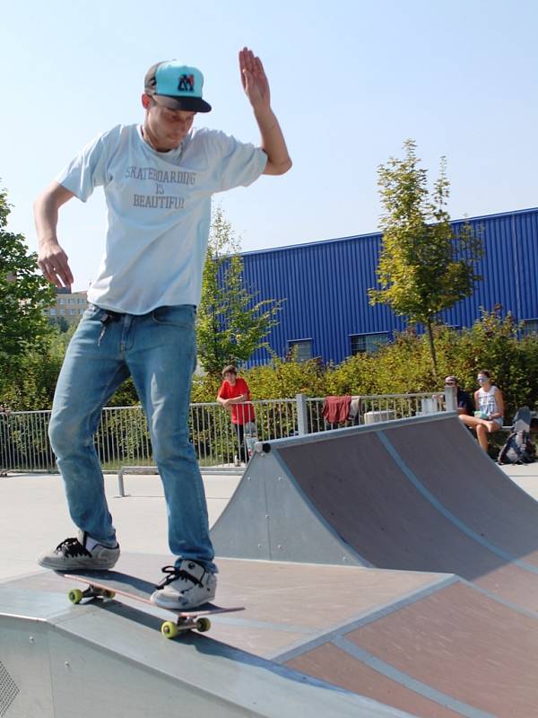 Sk8 Contest 4. 