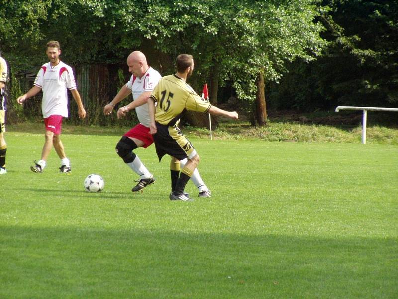 Do Velkého Borku přijeli slovenští fotbalisté a sehráli přátelská utkání se starou gardou a domácím výběrem