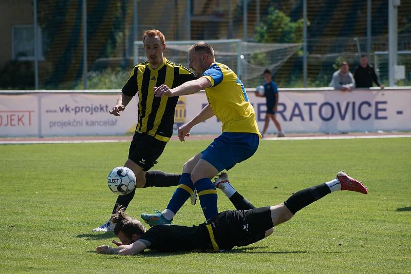 Divize B, 26. kolo: FK Neratovice-Byškovice (žluto-modré dresy) - Olympie Březová (2:0)