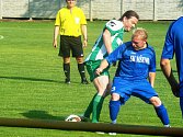 Sokol Tišice (v zeleném)- SK Mšeno 0:1 po PK; 1. kolo okresního přeboru; 8. srpna 2015