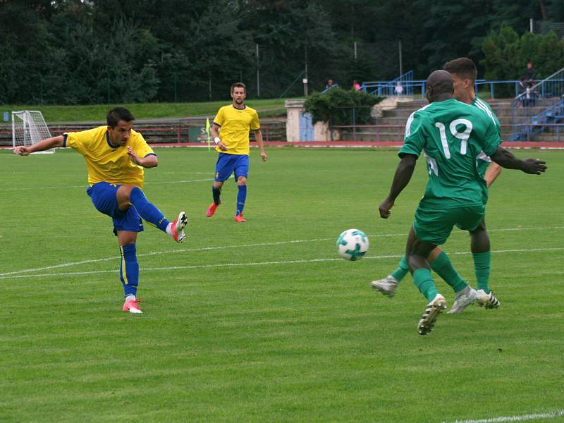 Fotbalisté Neratovic slaví druhou výhru v sezoně, přehráli Meteor Praha.