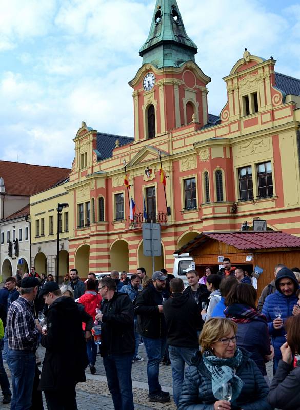 Vinnou nocí odstartovala letošní vinná sezona.