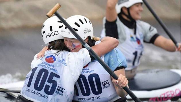 NEJVĚTŠÍHO úspěchu loňského roku dosáhla kanoistka Anna Koblencová v soutěži družstev na australském mistrovství světa.