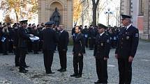 Slavnostní slib nových policistů.