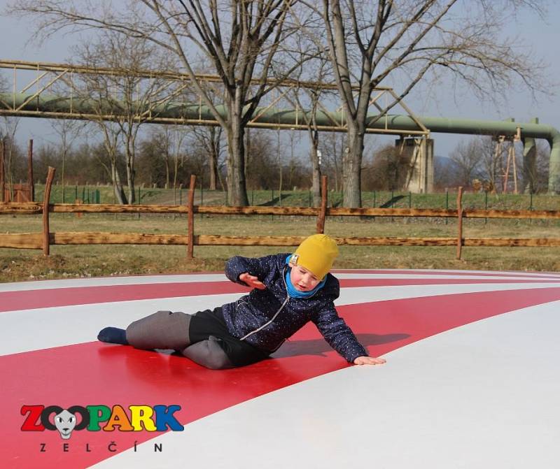 V sobotu v Zelčíně otevírá i trampolínové centrum s 11 velkými vzduchovými trampolínami, jehož součástí je i největší vzduchová trampolína ve střední Evropě.