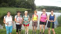 Skupina Nordic walking pro radost ze Všetat vyrazila na další výlet, tentokrát na hrad Trosky do Českého ráje.