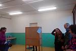 Volby v Zárybech.