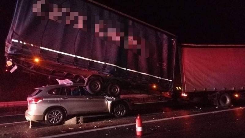 Dopravní nehoda na D8 u Odolene Vody 13. ledna 2022.
