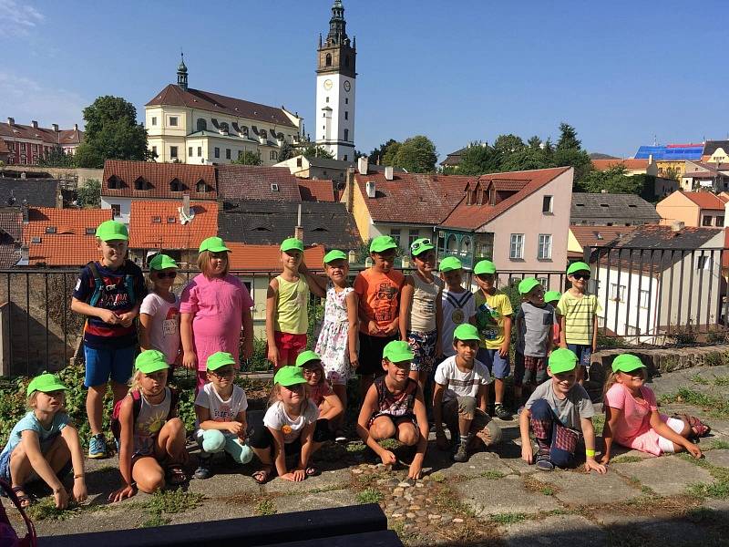 Od roku 2007 sídlí Rodinné centrum Kašpárek Na Vyhlídce v historickém jádru města. Centrum se v průběhu let profesionalizovalo a přešlo do fáze zaměstnavatele, i když i nyní je většina služeb založena na dobrovolnosti.