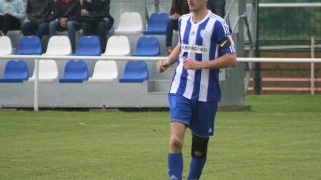 Řepín (v modrém) - FC Mělník, 22. kolo I. B třídy, 18. května 2014