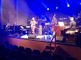Z koncertu Jana Smigmatora & Big Bandu v Městském kulturním centru v Mělníku.
