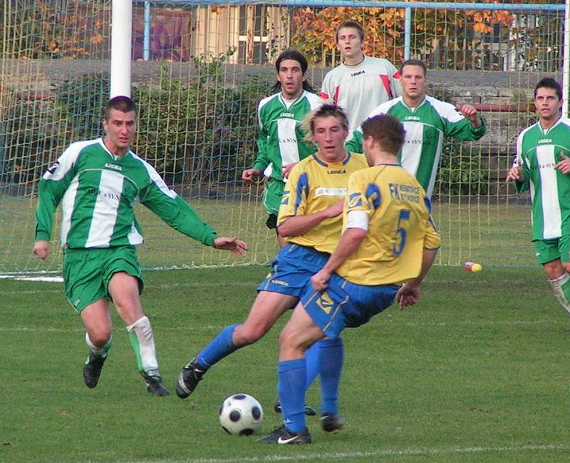 Neratovice (ve žlutém) - Zásmuky (1-1)