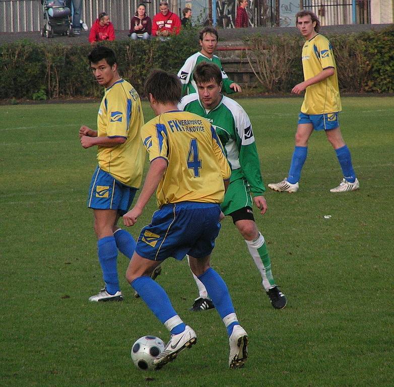 Neratovice (ve žlutém) - Zásmuky (1-1)