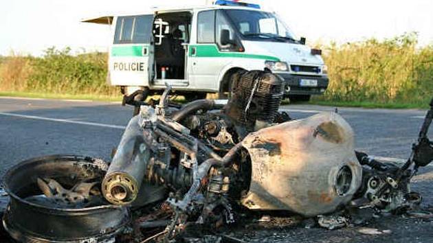 Během loňského roku havarovalo na Mělnicku dvaapadesát motorkářů. 