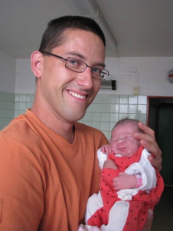 Lucie Vaculová se rodičům Janě a Josefovi z Kostelce nad Labem narodila 11.8.2008, vážila 3,50 kg a měřila 50 cm. Na sestřičku se těší dvouletý Edík.