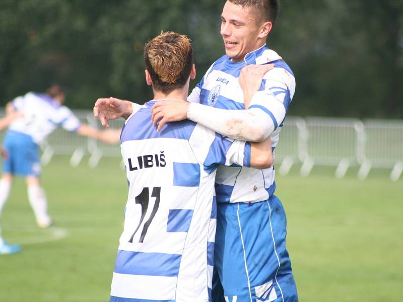 Sokol Libiš - FK Neratovice/Byškovice (v tmavém); 6. kolo divize B; 13. září 2014