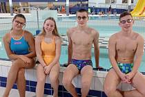 V pětadvacítce chomutovského Aquasvěta se o víkendu uskutečnil Sdružený krajský přebor kategorií od dvanáctiletých po plavce dospělé.