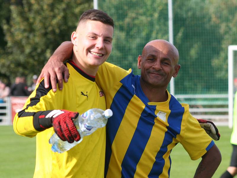 I. B třída, 7. kolo: Stará Boleslav (ve žlutém) - Byšice (1:2)