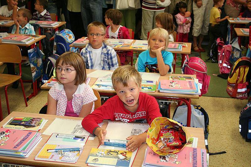 První den ve třídě 1.B na mělnické škole Jindřicha Matiegky.