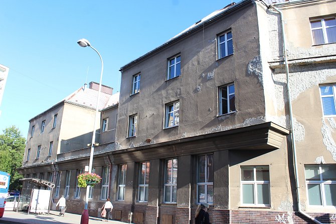 Poliklinika v Nerudově ulici v Kralupech nad Vltavou.