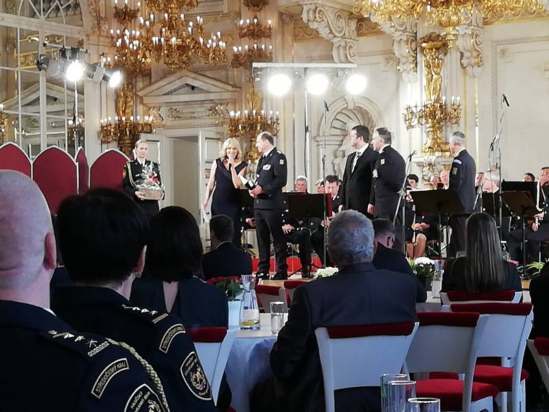 Ve čtvrtek 11. dubna byly ve Španělském sále Pražského hradu vyhlášeny výsledky ankety Hasič roku 2018.