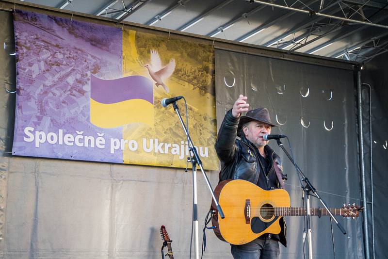 Na Mělníku uspořádali lidé demonstraci na podporu Ukrajině.