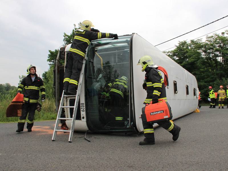 Cvičení "autobus" v Mělníku.