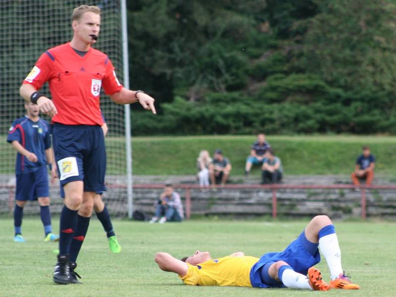 FK Neratovice/Byškovice (v modrém) - FK Teplice, 2. kolo Poháru České pošty, 12. srpna 2014