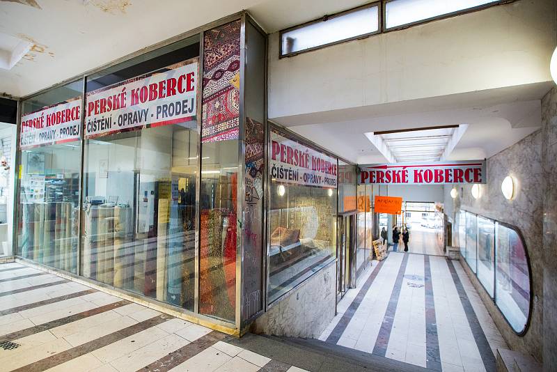 Zavražděny muž z Mělnicka byl majitelem prodejny koberců v centru Prahy.
