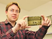Martin Klihavec získal skleněné negativy staré přes sto let.