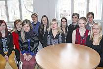 Z kralupského Dvořákova gymnázia se projektu zúčastnila dvanáctka studentů z různých ročníků.