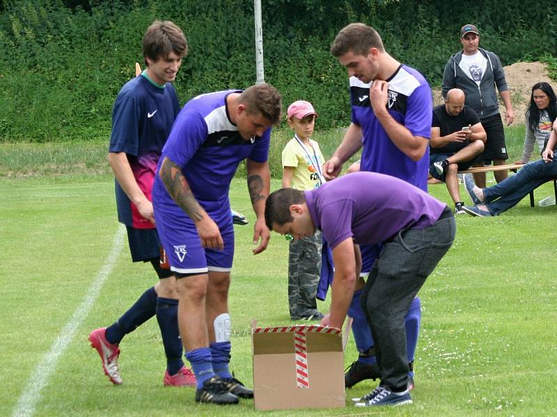 Vojkovice slaví postup do kraje, porazily Obříství.