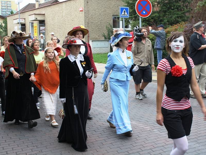 Neratovický Salon 2014 byl věnován vzpomínce na padlé hrdiny z první světové války.