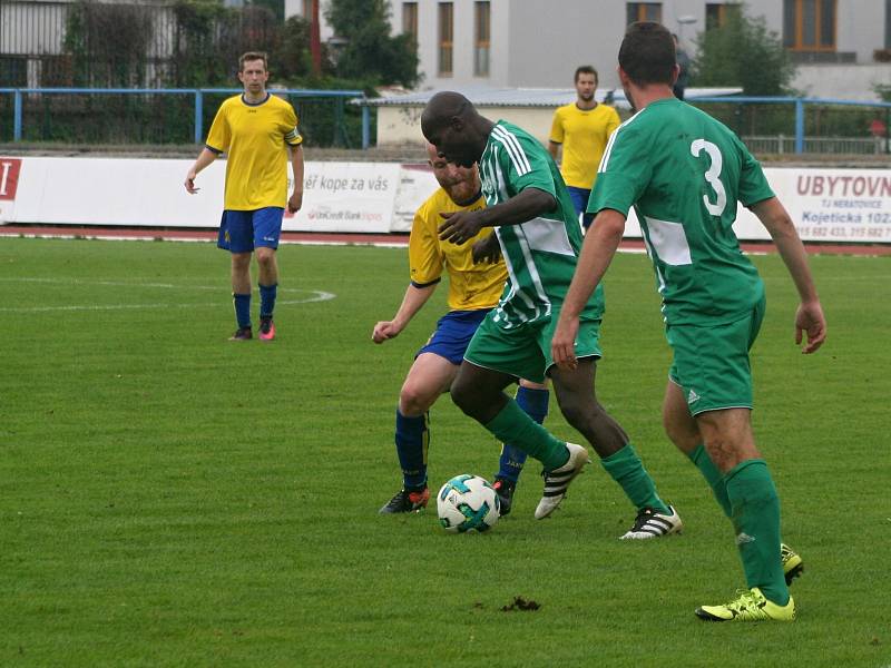 Fotbalisté Neratovic slaví druhou výhru v sezoně, přehráli Meteor Praha.