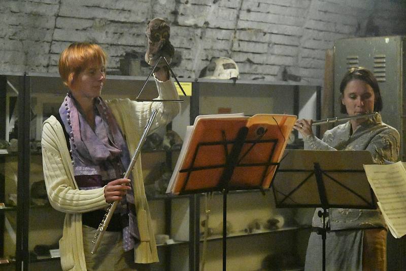 Z prohlídky důlní expozice v Chrustenické šachtě u Loděnice s koncertem dámského kvarteta Napříč.